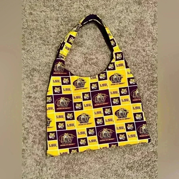 Handbags - LSU Quilted Bag - With Sash. Beautiful
Handmade, Never Used. Smoke free home